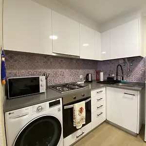 Artistic Digital Getaway - Patio & Great Location! Apartamento